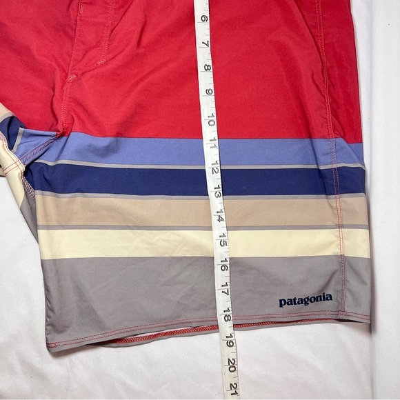 Patagonia Board Shorts Size 40 - Picture 6 of 8